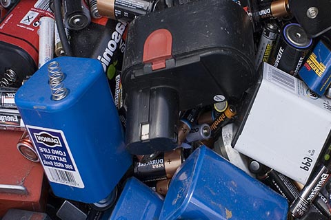 齐齐哈尔高价UPS蓄电池回收-上门回收叉车蓄电池-三元锂电池回收